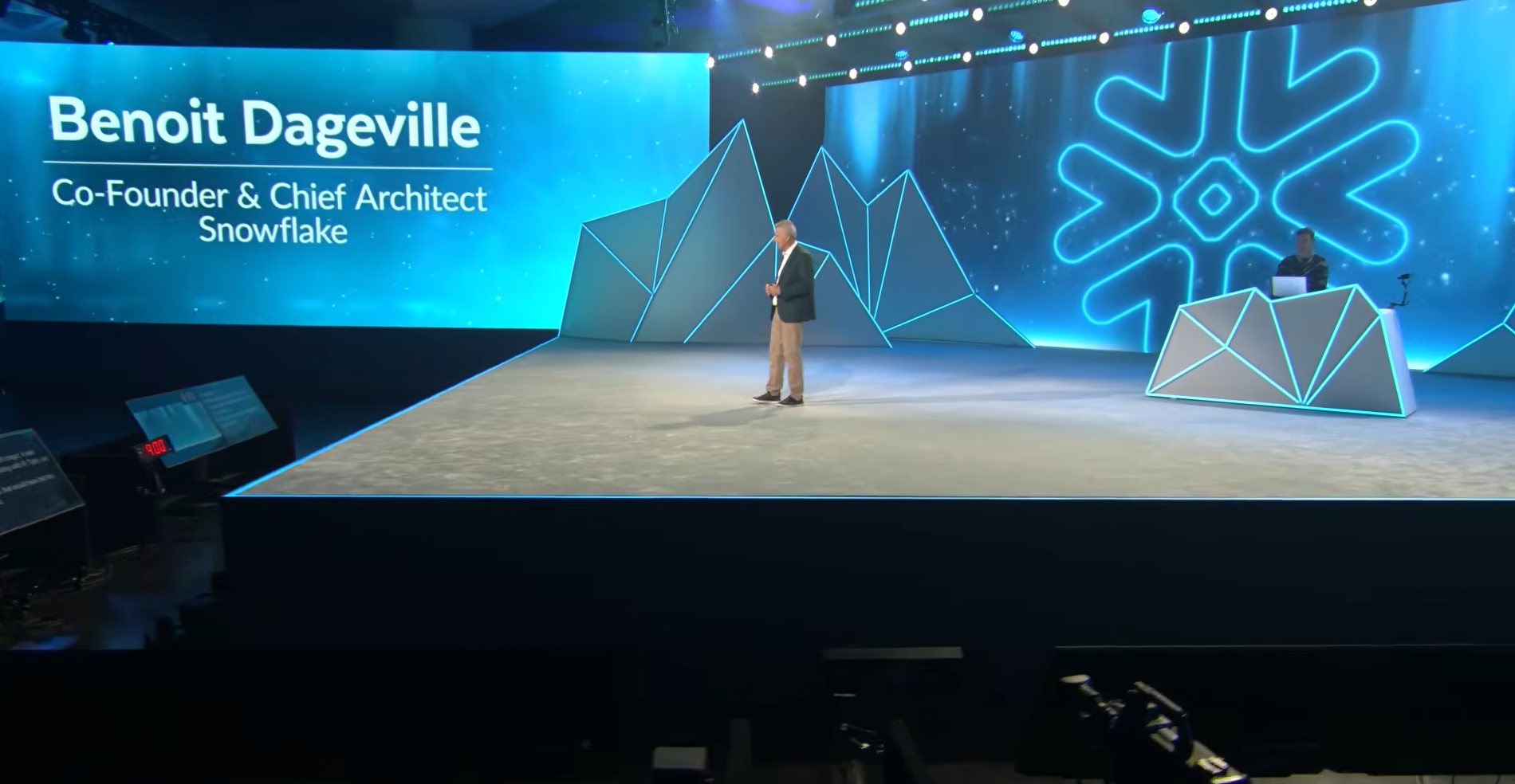Snowflake co-founder Benoit Dageville presenting Snowflake's platform evolution and core architecture principles - Snowflake Summit 2026