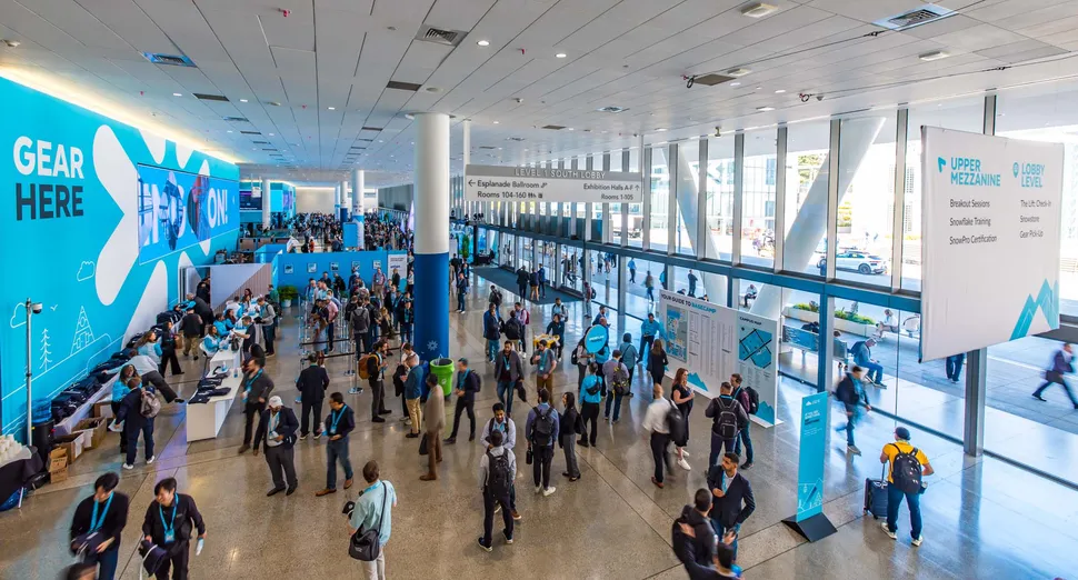 Snowflake attendee - Snowflake Summit 2025